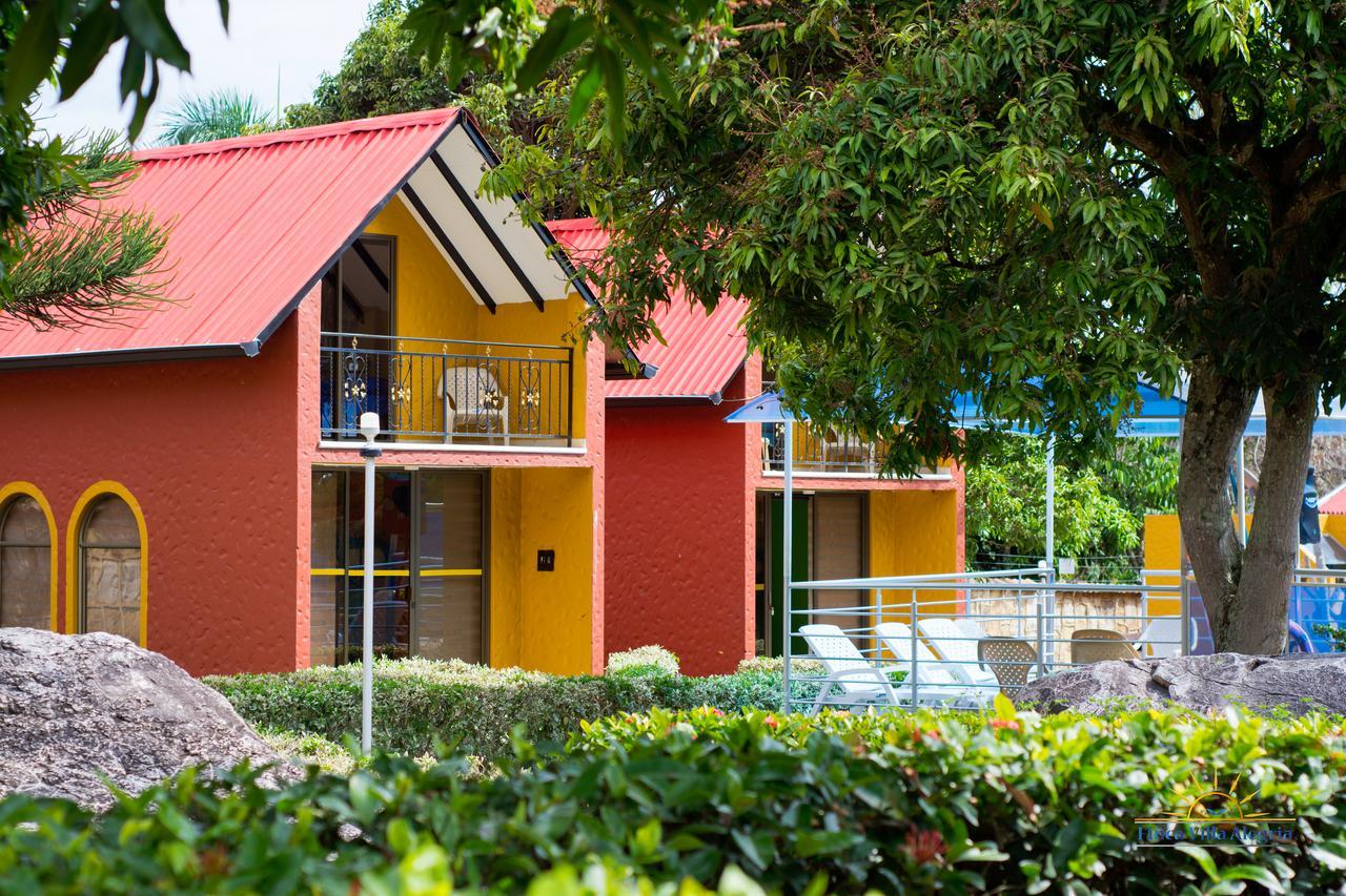 Finca Villa Alegria Chinauta Ngoại thất bức ảnh